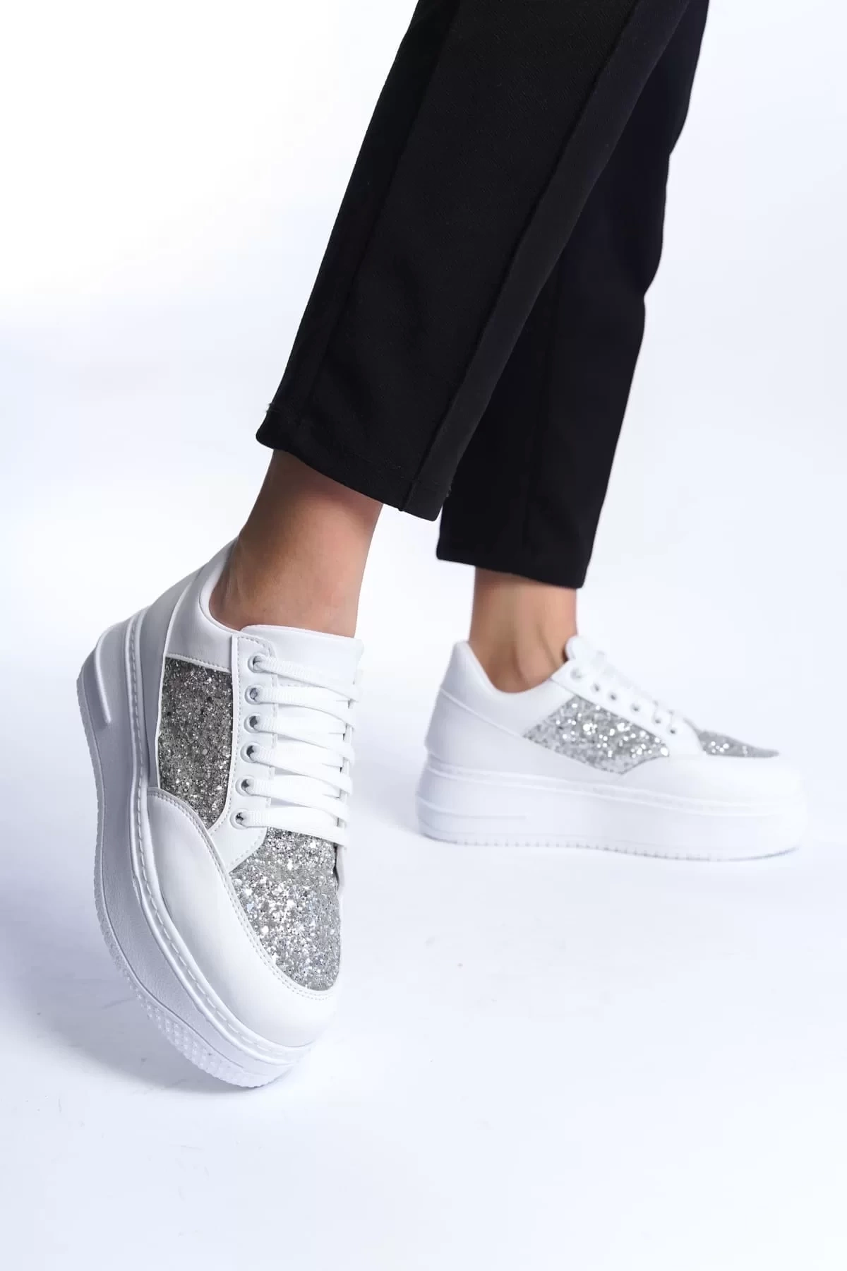 MIPA Bağcıklı Ortopedik Taban Simli Kadın Sneaker Spor Ayakkabı  BT - Beyaz