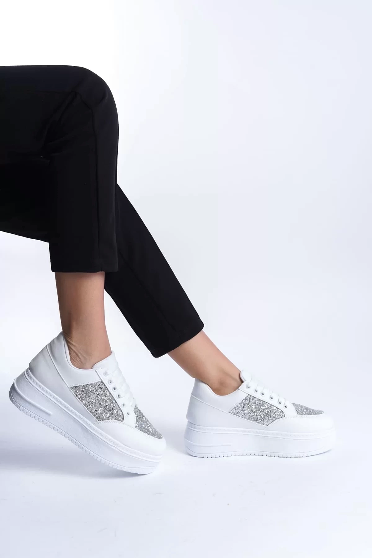 MIPA Bağcıklı Ortopedik Taban Simli Kadın Sneaker Spor Ayakkabı  BT - Beyaz