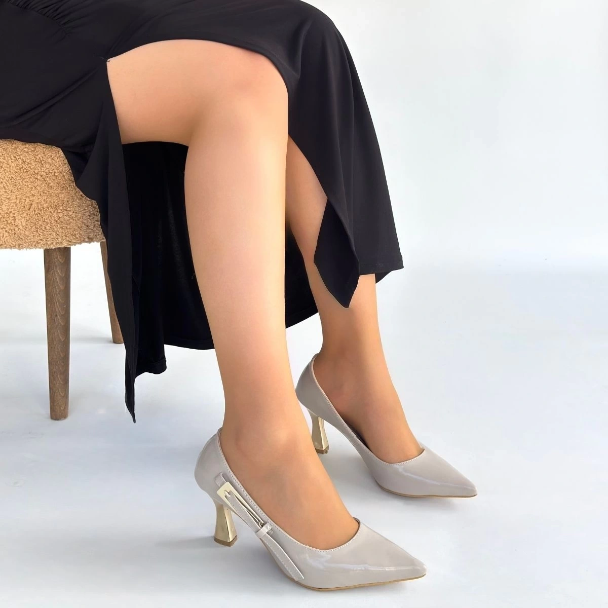 Motya Bej Rugan Topuklu Ayakkabı