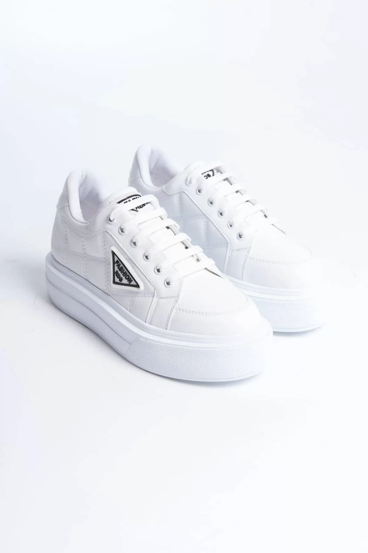 PRAG Bağcıklı Ortopedik Taban Desenli Kadın Sneaker Spor Ayakkabı  BT - Beyaz