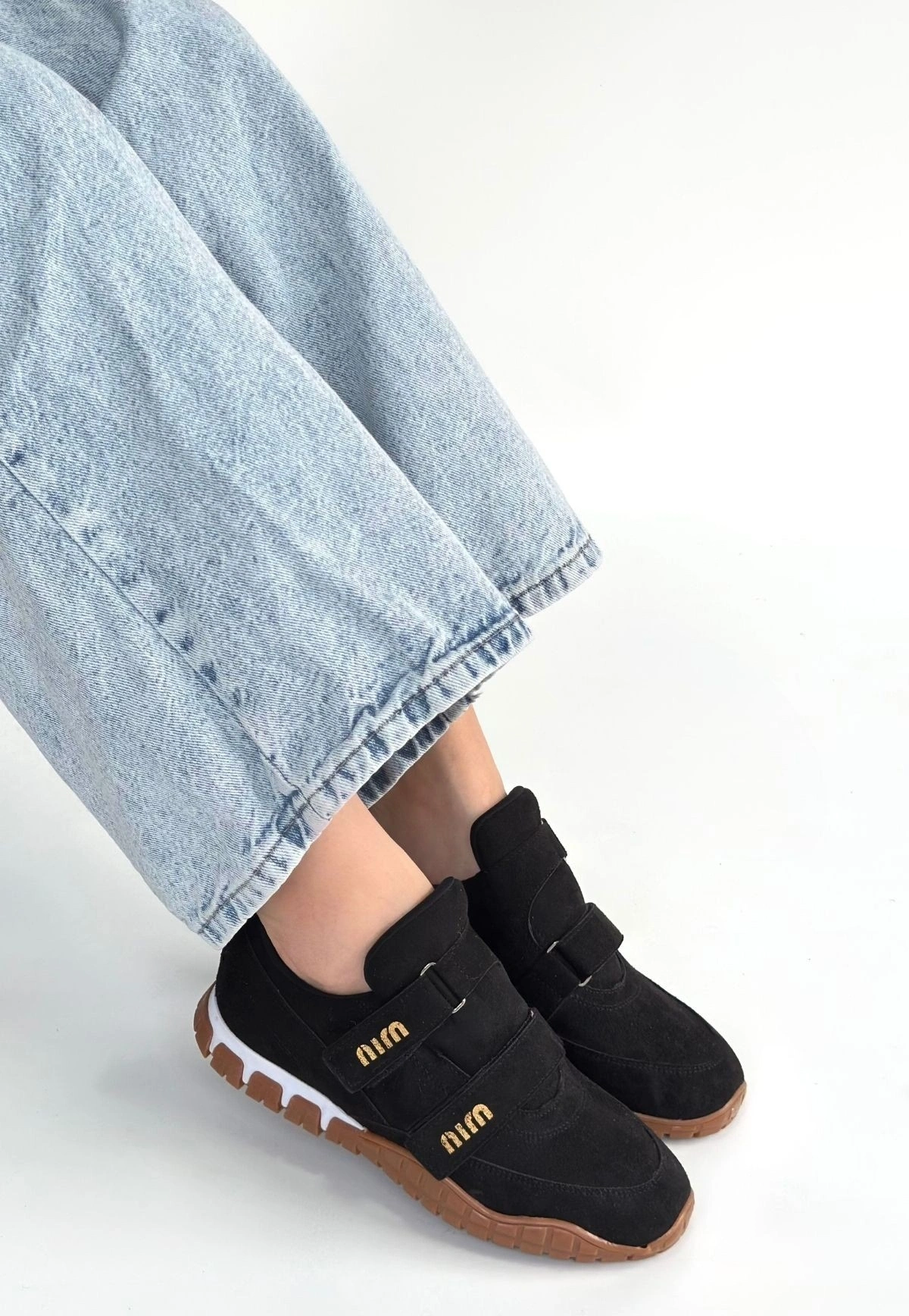 Tunga Siyah Süet Cırt Cırtlı Spor Ayakkabı