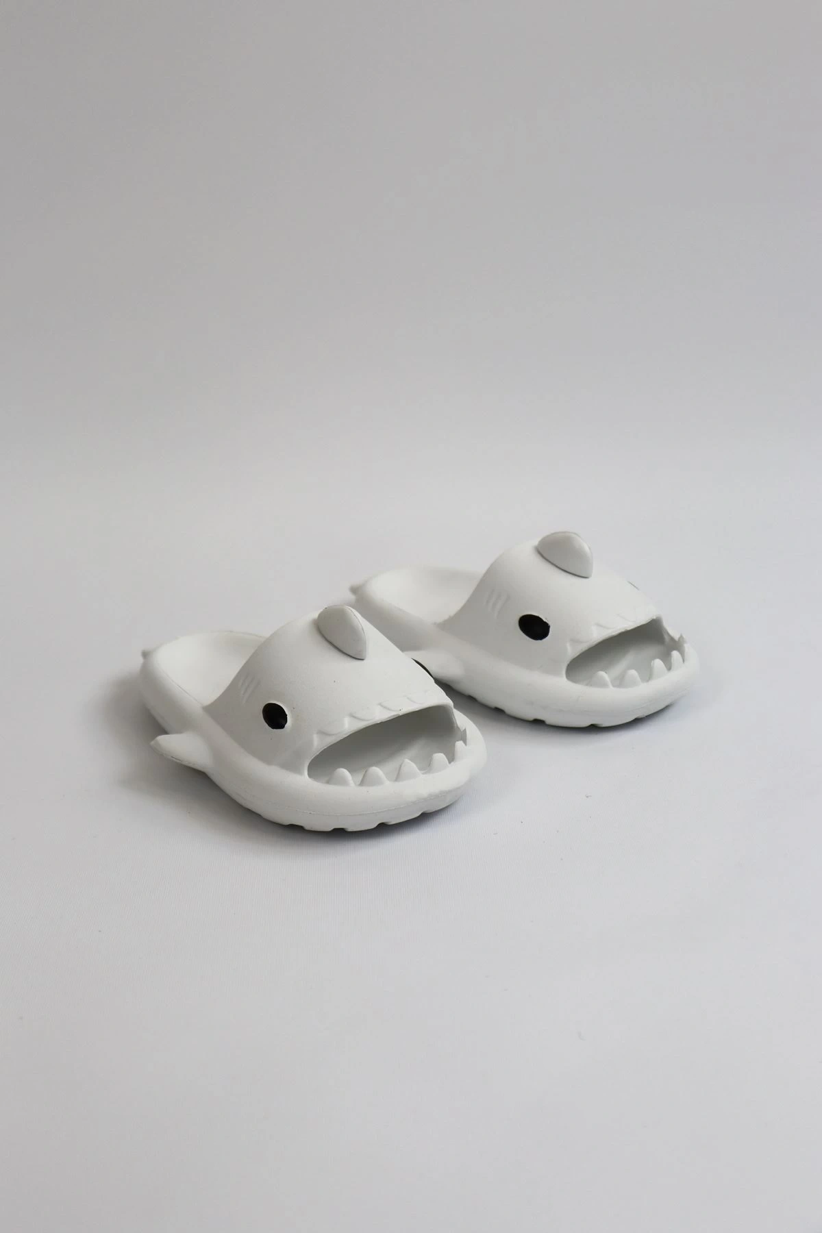 WG500 Köpekbalığı Beyaz Unisex Tam Ortopedik Terlik Shark Slides