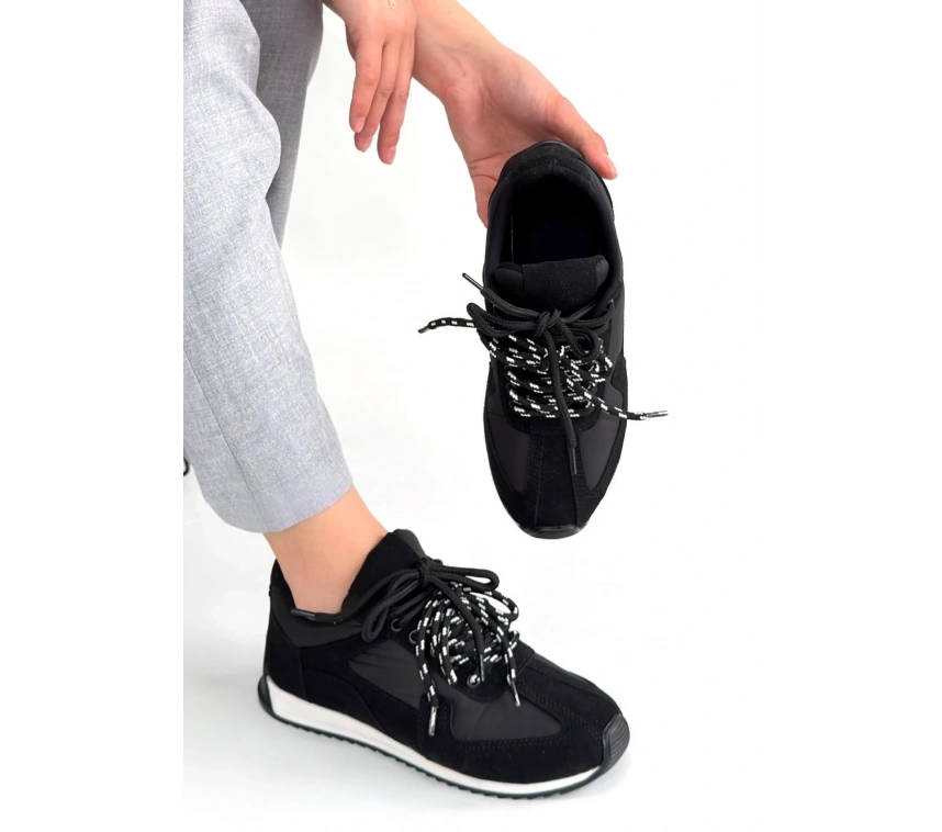 Jeat Siyah Nubuk Bağcıklı Spor Ayakkabı