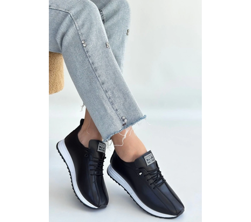 Monya Siyah Cilt Bağcıklı Spor Ayakkabı