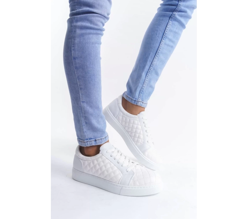 SLW166 Prestige Bağcıklı Cilt Kapitone Desenli Erkek Günlük Sneaker Ayakkabı CBT - Beyaz
