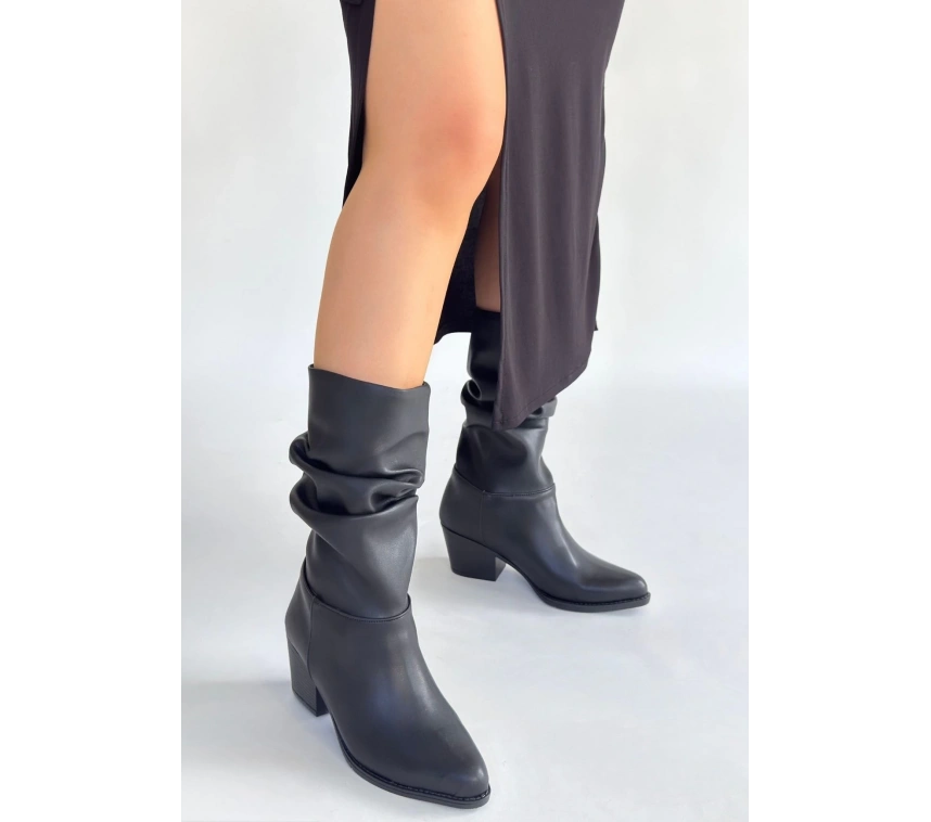 Yior Siyah Cilt Topuklu Bot