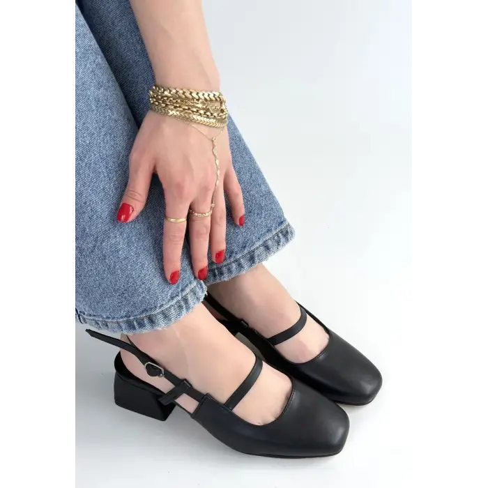 Liva Siyah Cilt Topuklu Ayakkabı