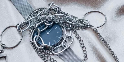 Gelinlikle Saat Takılır mı?