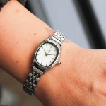 Ferro Gümüş Çelik Kordon Kadın Kol Saati FM88091A-A 2 Yıl Garantili 3 ATM Su Geçirmez Hediye Paketli