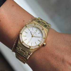 Ferro Sarı Çelik Kordon Kadın Kol Saati FM88210A-B4 2 Yıl Garantili 3 ATM Su Geçirmez Hediye Paketli