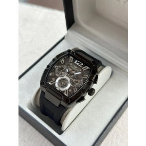 Ferro Siyah Silikon Kordon Erkek Kol Saati FM11527DWT-G Fonksiyonları Aktif 3ATM Su Geçirmez