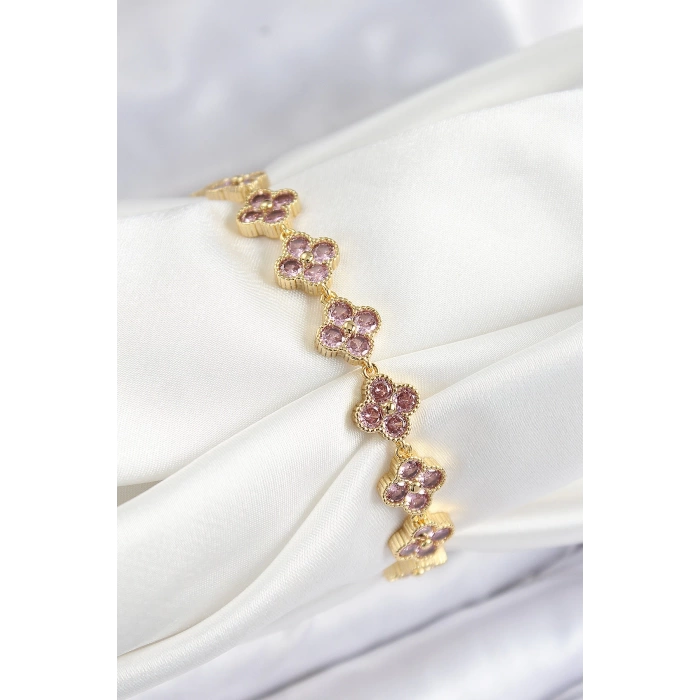 Pirinç Pembe Zirkon Taşlı Yonca Model Gold Renk VIP Seri Kadın Bileklik