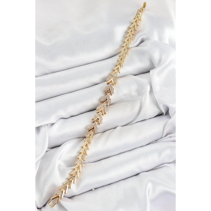 Pirinç Zirkon Taşlı Sıralı Ok Model Gold Renk Kadın Bileklik