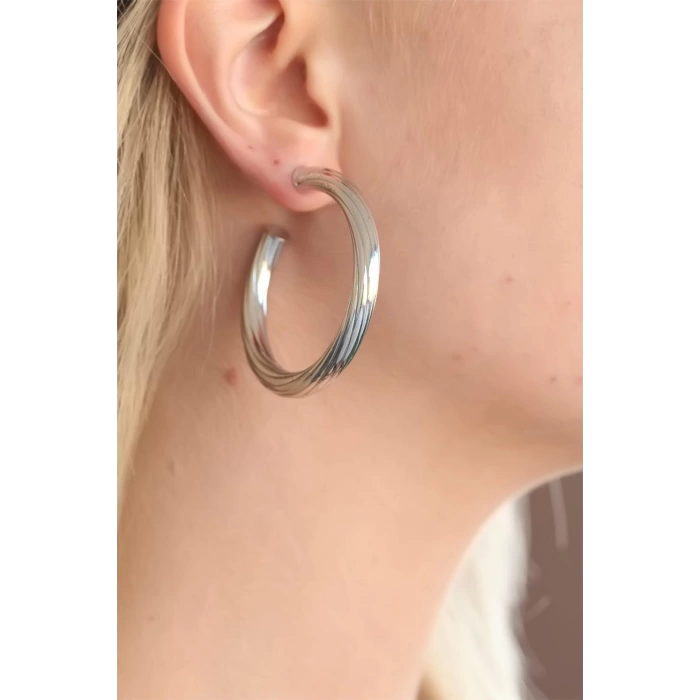 Silver Renk Halka Metal Bayan Küpe