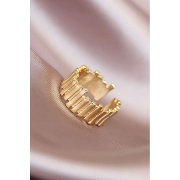 Gold Renk Metal Ayarlamalı Kadın Yüzük