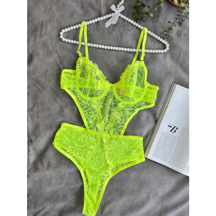 Sana Ne Lazımdı Çiçek Desenli Yeşil Bodysuit