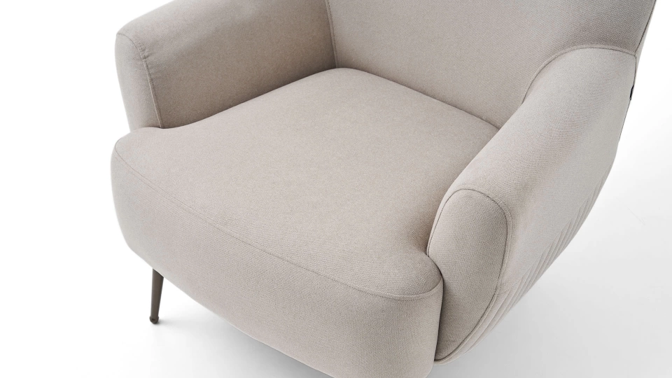 Bend Armchair