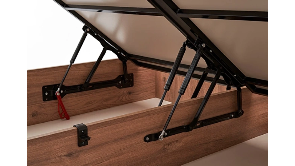 Mayer Based Bed - 160 cm - Titled