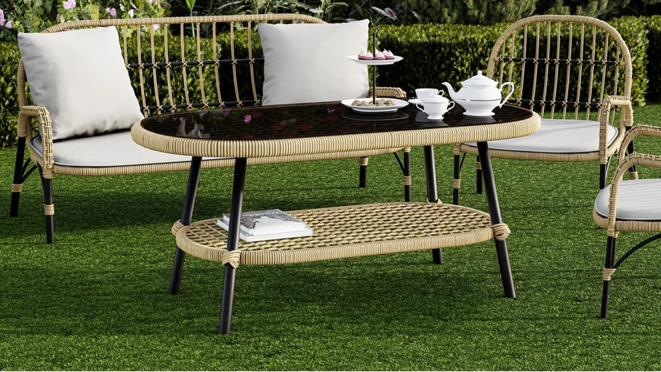Moena Table