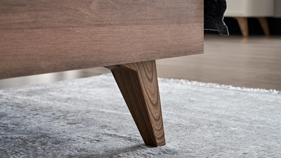 Mayer Bed - 180 cm - Titled