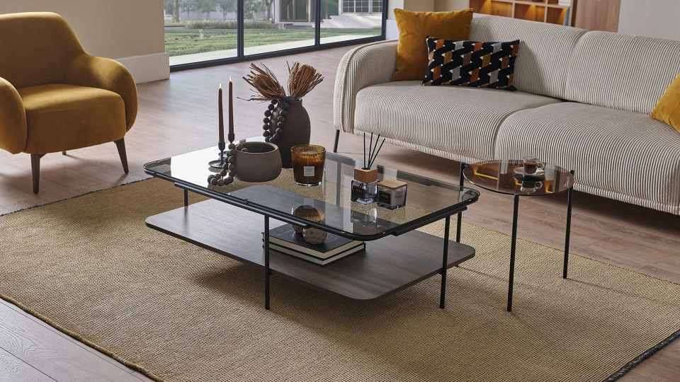 Nelly is a Coffee Table