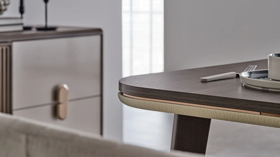 Bend Fixed Dining Table