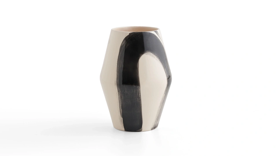 Noir Vase