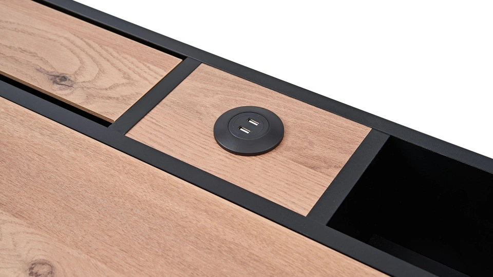 Solid Makeup - Work Desk