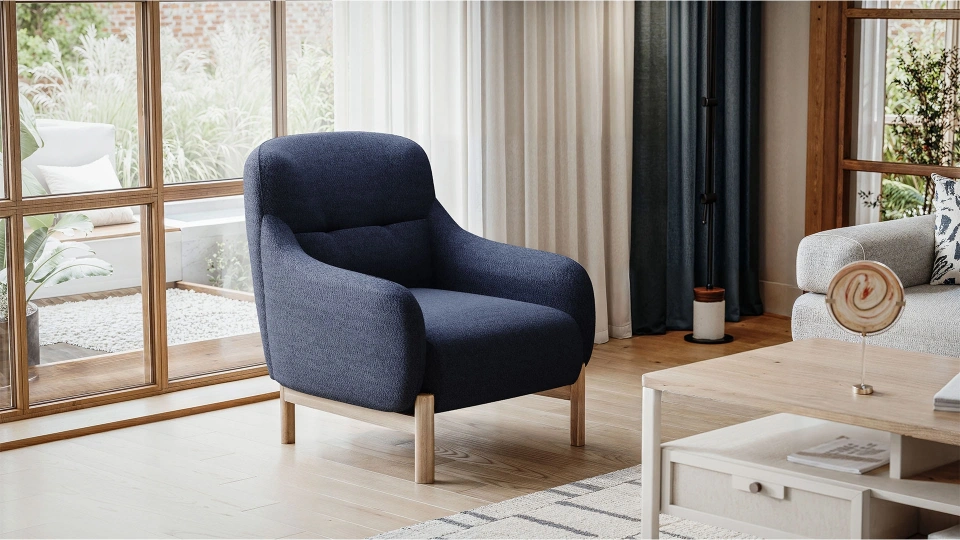 Linthe Armchair