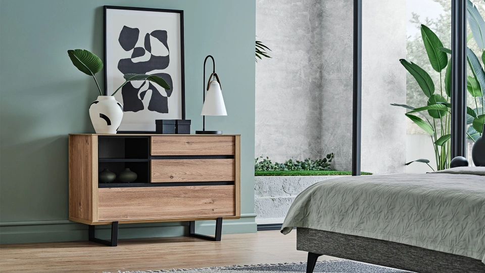 Solid Chest of Drawers - Wide