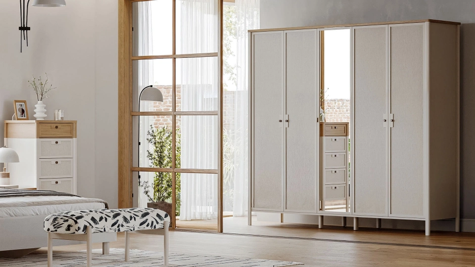 Linthe 5 Door Wardrobe