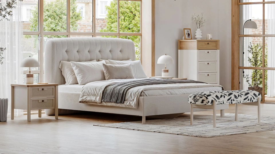 Linthe Bedstead with Storage - 160 cm- Headboard not included