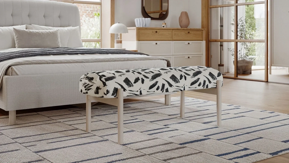 Linthe Bedroom Set