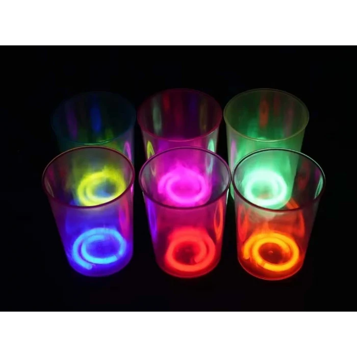 Karanlıkta Yanan Gece Işığı Mega Glow Bardaklar 8 Adet 8.5 x 10.5 cm (5124)