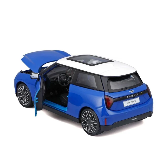 MAY 32926 1 24 Mini Cooper SE J01
