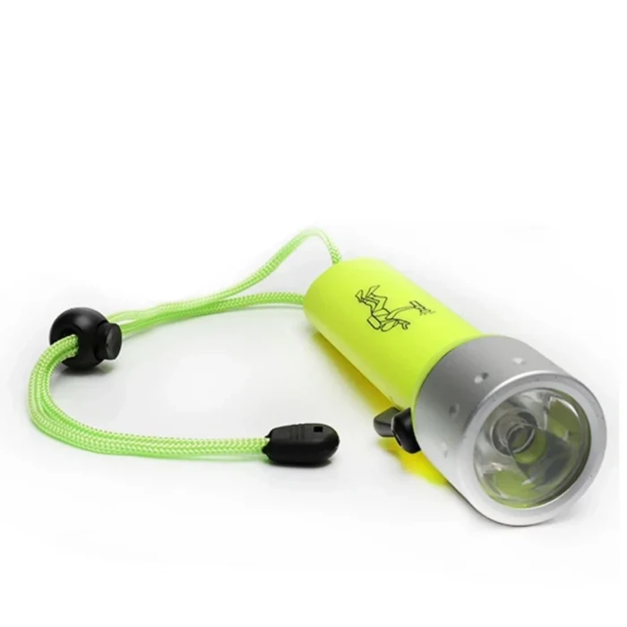 Süper Parlak LED Su Altı Dalış Feneri – Taşınabilir, Su Geçirmez ve Darbeye Dayanıklı El Feneri (5124)