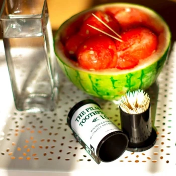 Dörtgen Fotoğraf Filmi Şeklinde Kürdanlık Kürdan Tutucu Kutu (5124)