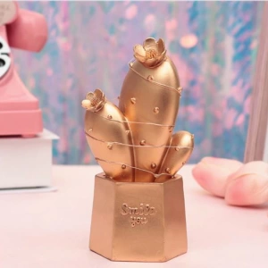 Led Işıklı Sevimli Kaktüs Dekoratif Masa Lambası Mini Biblo Gece Lambası Gold (5124)