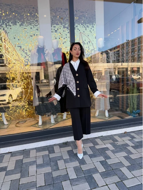 Esswaapp Eşarplı Takım