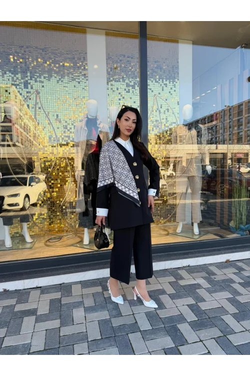 Esswaapp Eşarplı Takım