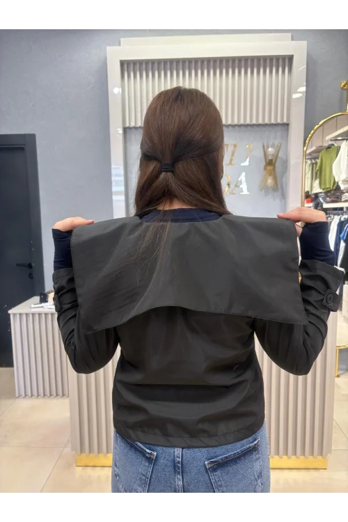 Artı 1 Bebe Yaka Kısa Trench