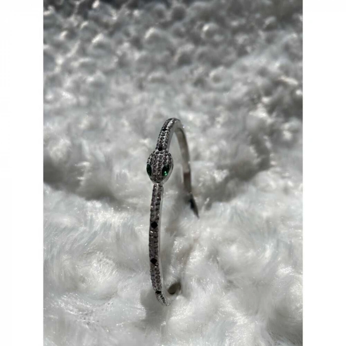 Yılan detaylı kelepçe