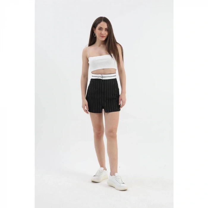 Garni Kemerli Çizgili Atlas Kumaş Şort Etek - Siyah