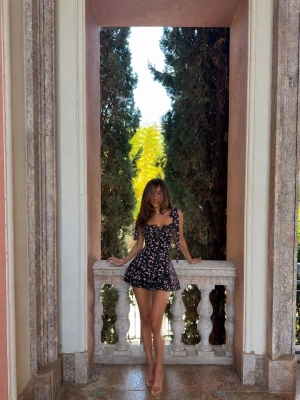 MARİSA CORSET BASKILI ELBİSE SİYAH
