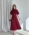 KEMER DETAYLI MİDİ ELBİSE BORDO RENK ELBİSE