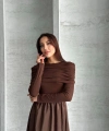 MNK MODEL GENİŞ ETEKLİ BÜZGÜ TESETTÜR ELBİSE