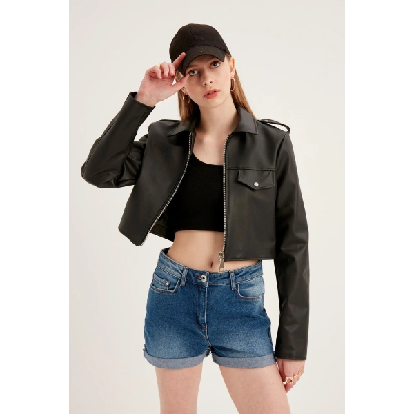 Kadın Siyah Crop Deri Ceket