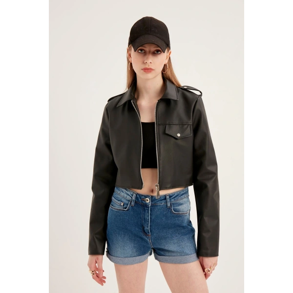 Kadın Siyah Crop Deri Ceket