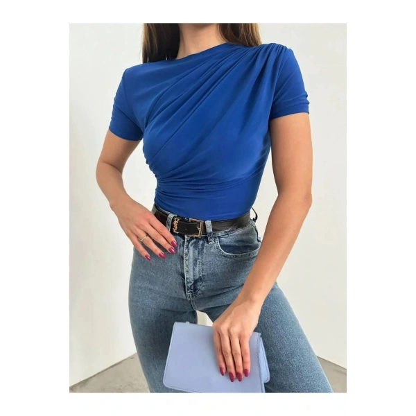 Büzgülü Kısa Kol Bluz