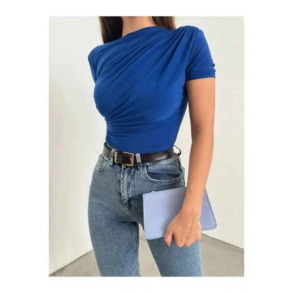 Büzgülü Kısa Kol Bluz